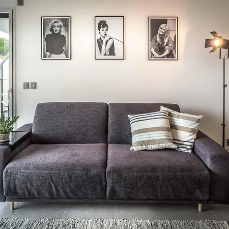 Modern 1-bed Near Croisette Palais - 1903